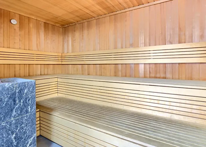 Kolo Brzegu, Sun & Snow Kołobrzeg